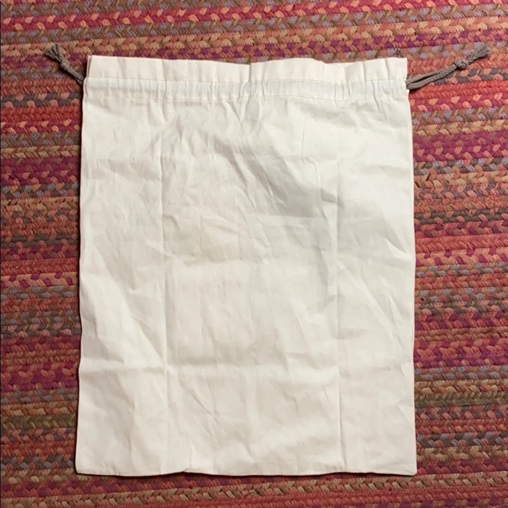 LINEN GARMENT/ LAUNDRY BAG
